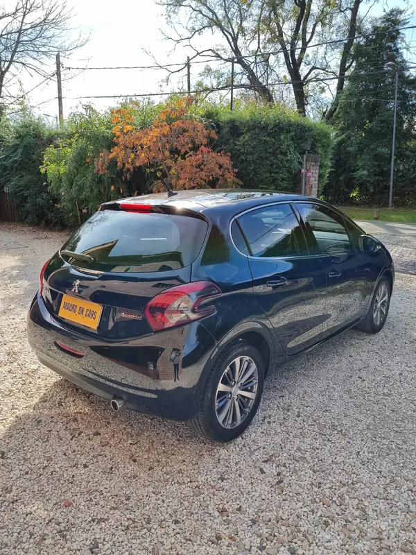 Mira esta publicación de Peugeot 208
