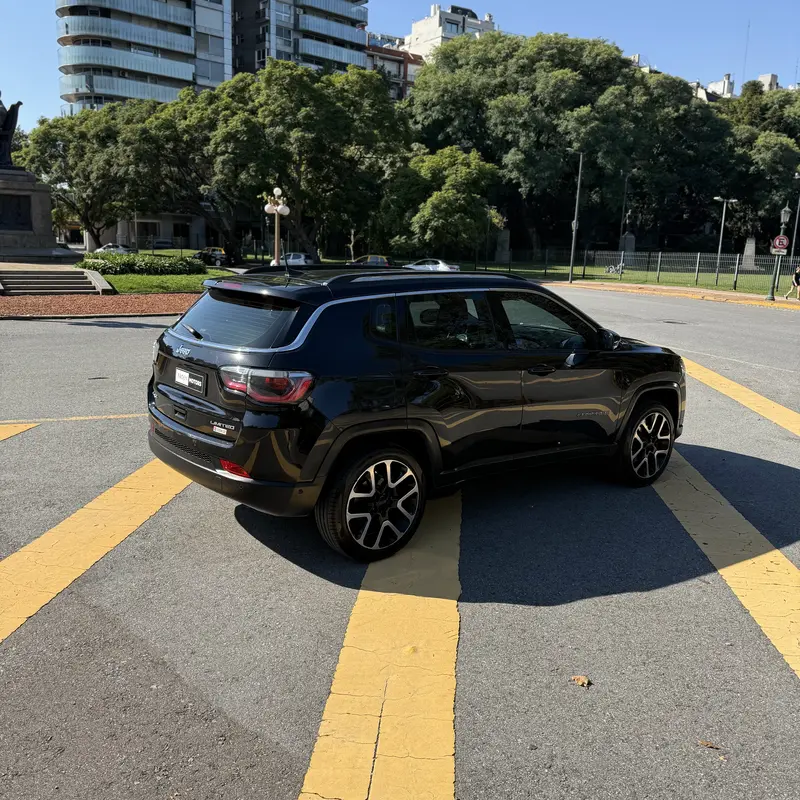Jeep Compass Foto #4