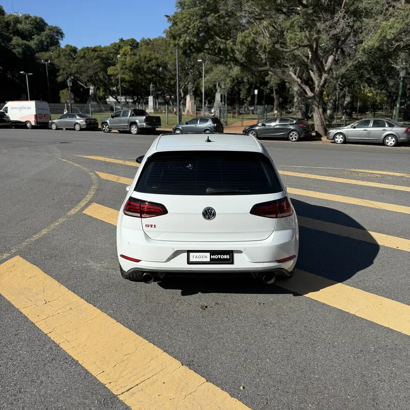 Mira esta publicación de Volkswagen Golf