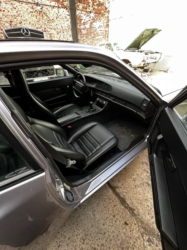 Mira esta publicación de Porsche 944