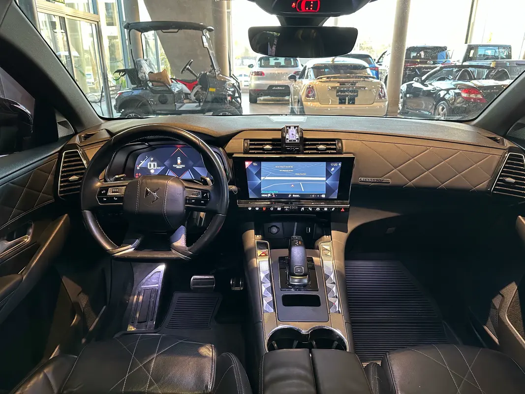 Ds Automobiles DS7 Foto #12