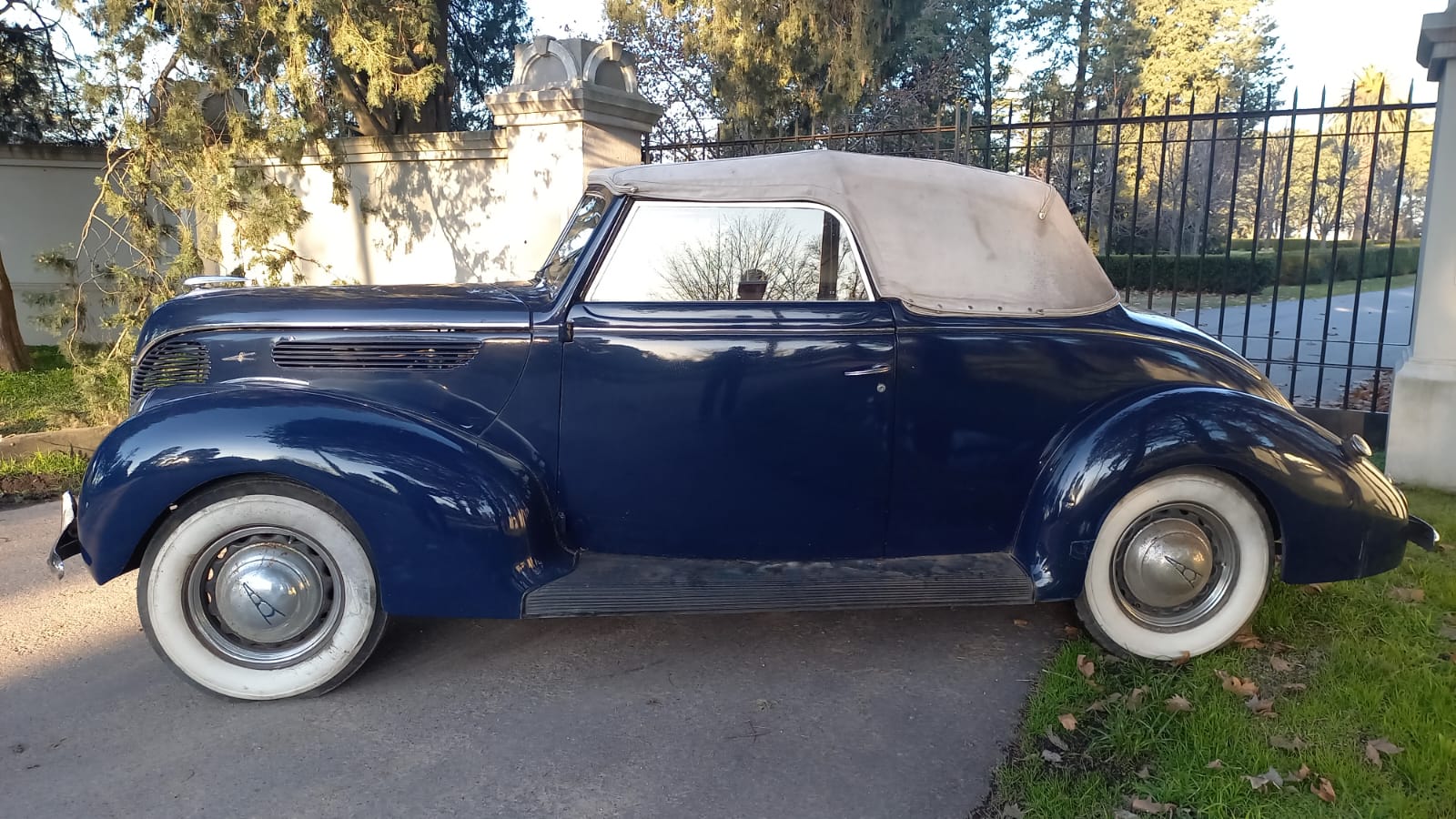 Ford V8 Foto #5