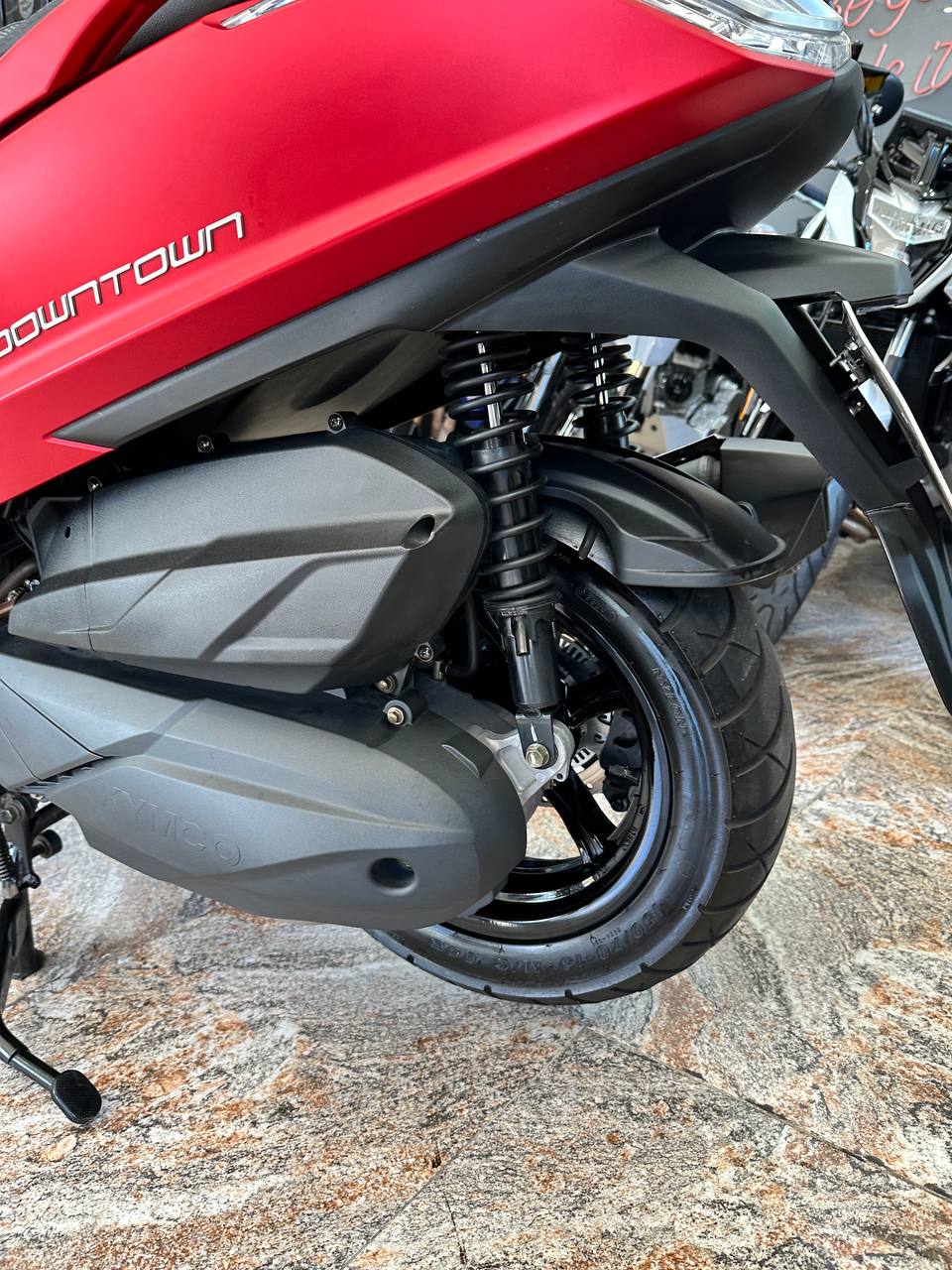 Mira esta publicación de Kymco Downtown 350 I