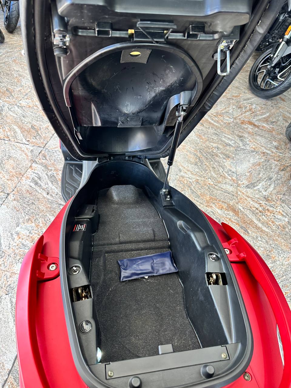 Mirá esta publicación de Kymco Downtown 350 I