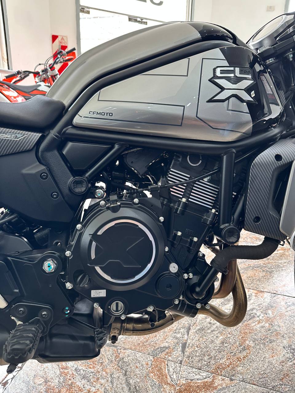Mira esta publicación de Cf Moto Cl X 700 SPORT