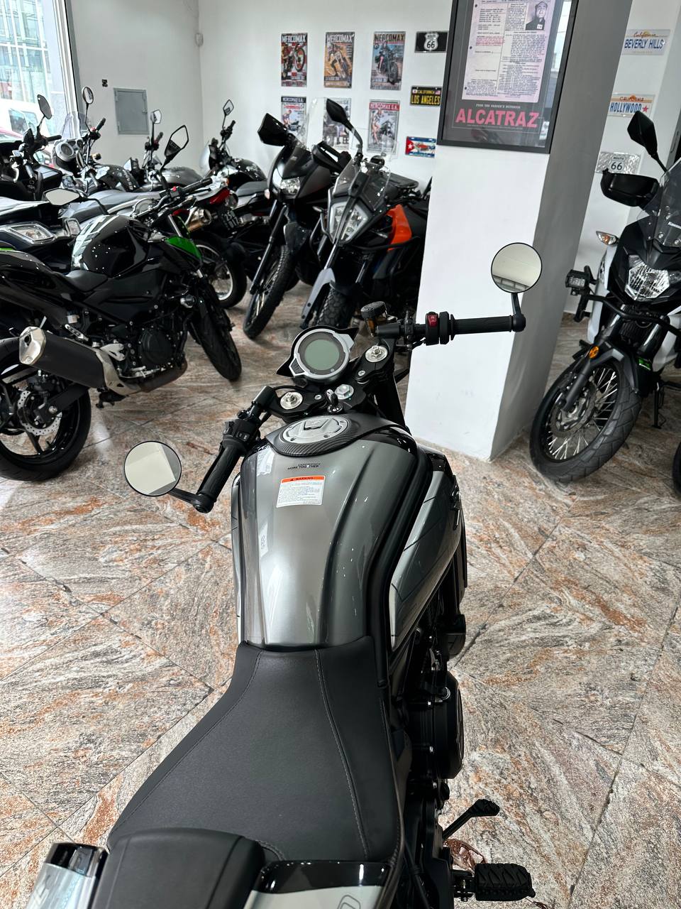 Mira esta publicación de Cf Moto Cl X 700 SPORT