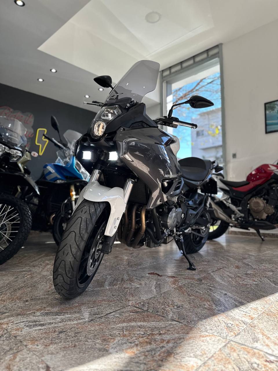 Mirá esta publicación de Benelli TNT 600 GT