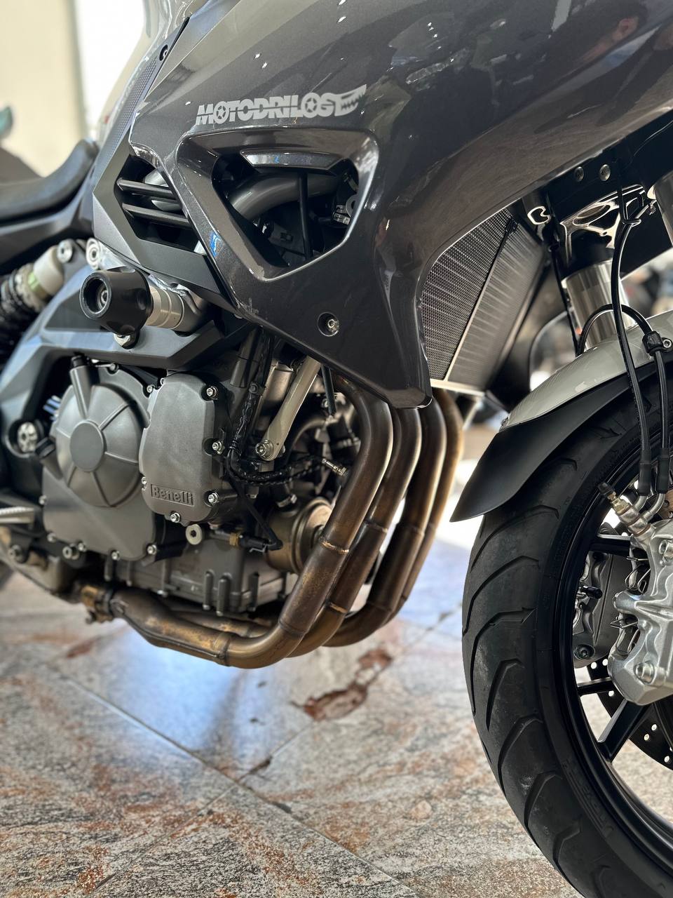 Mira esta publicación de Benelli TNT 600 GT