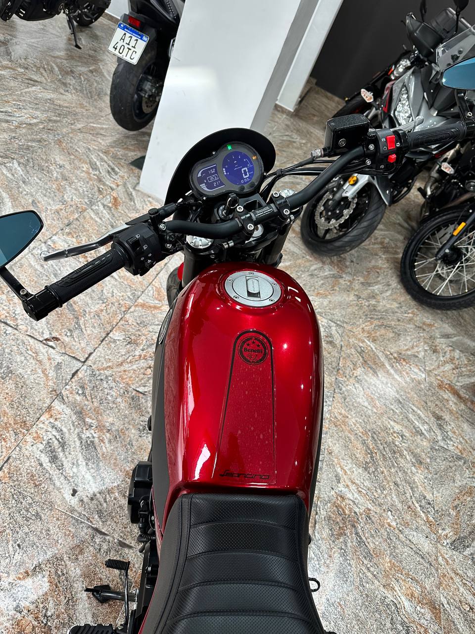 Mirá esta publicación de Benelli Leoncino 500