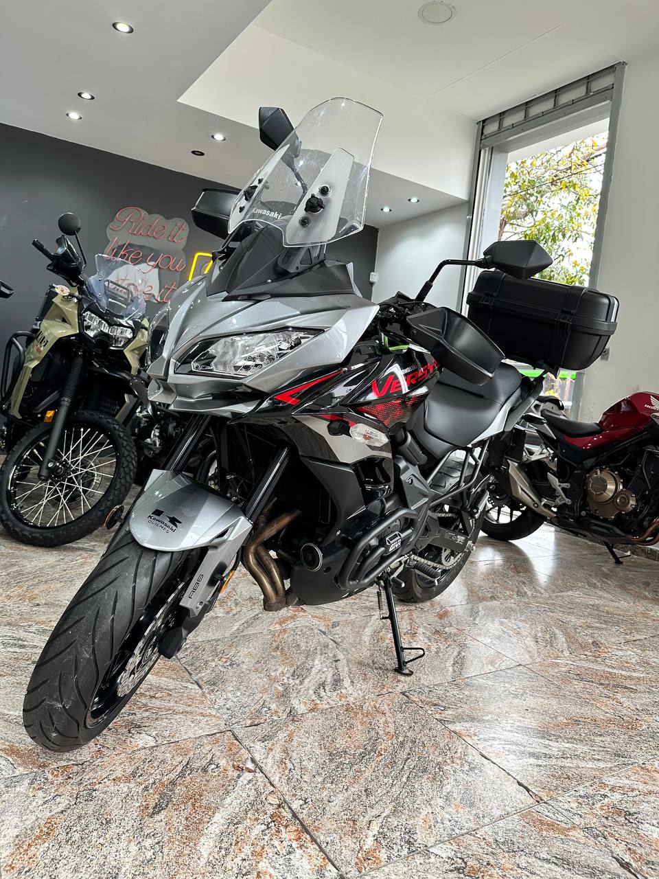 Mira esta publicación de Kawasaki KLE 650 Versys