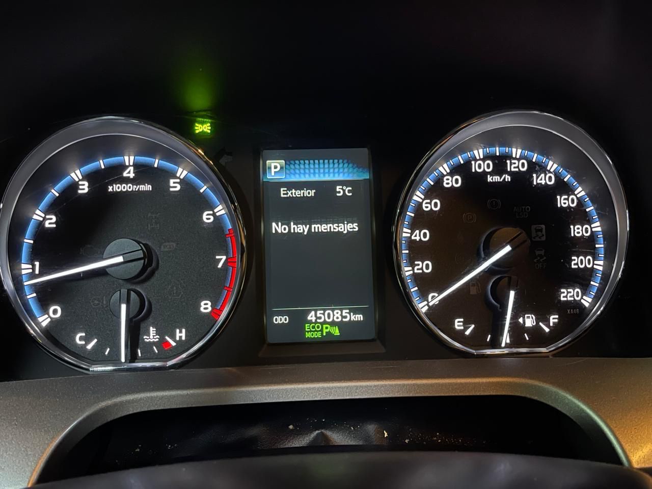 Toyota RAV4 Foto #11