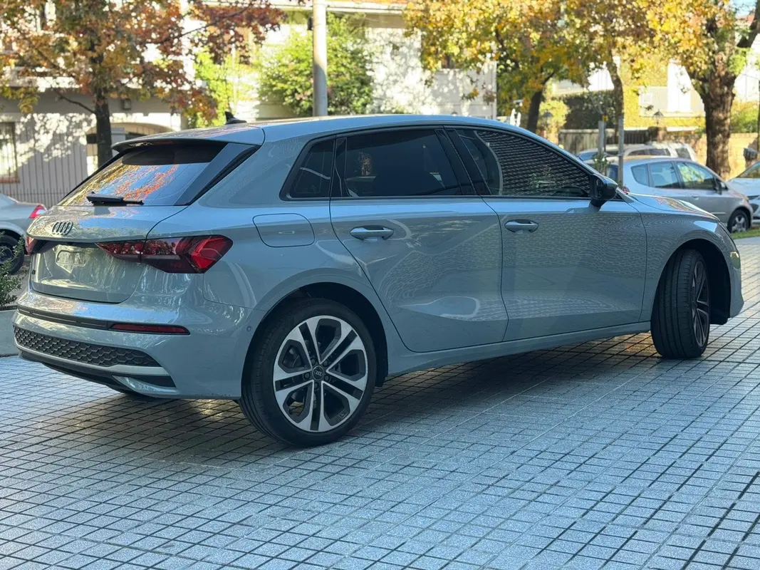 Mira esta publicación de Audi A3 Sportback 2025 en Motordil