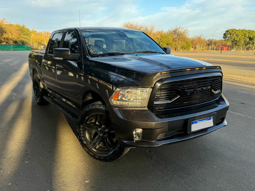 RAM 1500 Foto #3