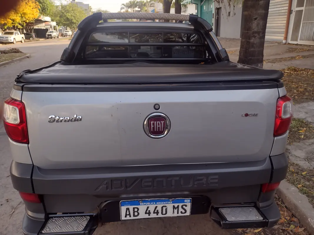 Fiat Strada Foto #10