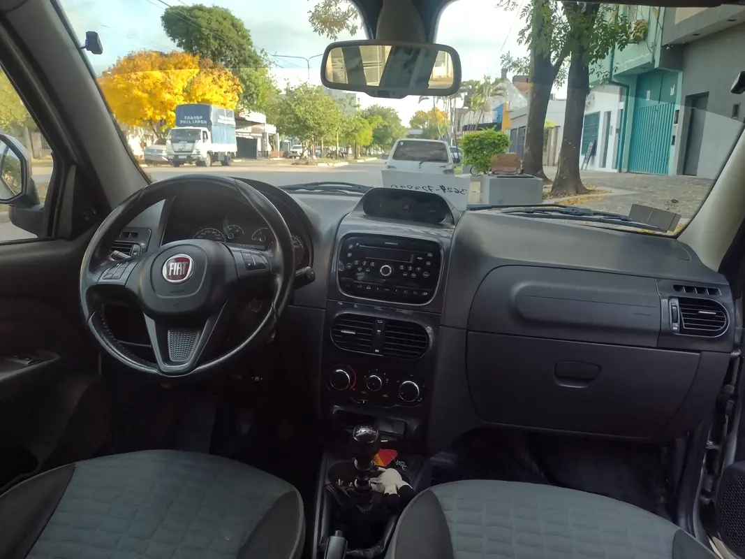Fiat Strada Foto #2