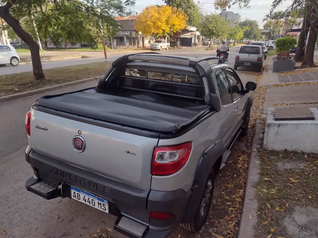 Fiat Strada Foto #7
