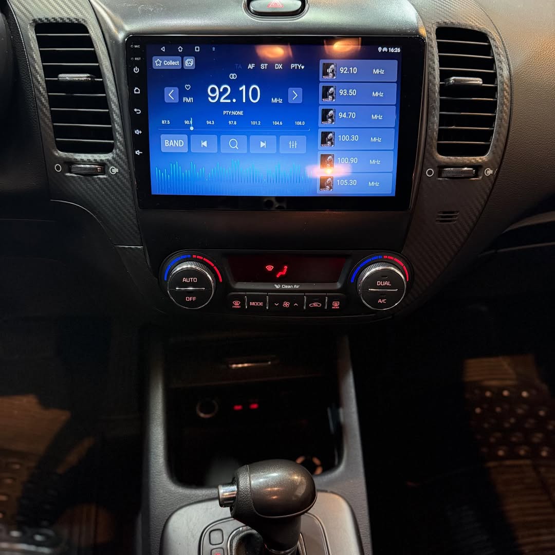 Mira esta publicación de KIA Cerato 2015 en Motordil