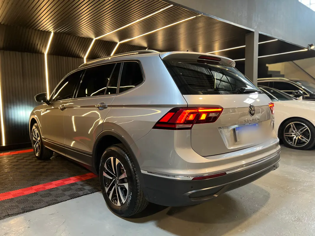 Volkswagen Tiguan Allspace Foto #7