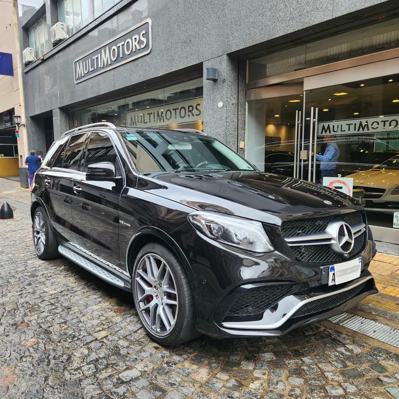 Mercedes Benz GLE Foto #1