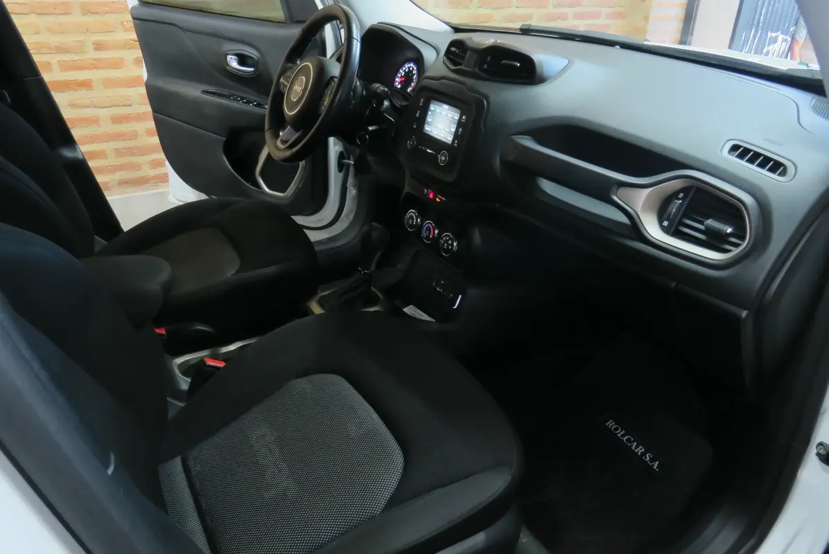 Mirá esta publicación de Jeep Renegade