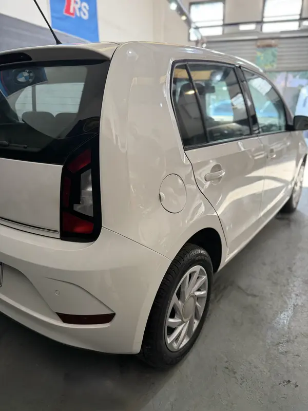 Volkswagen UP Foto #5