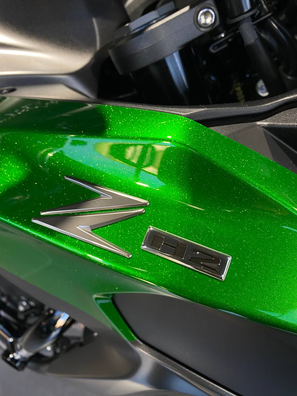 Mira esta publicación de Kawasaki Z 998 H2