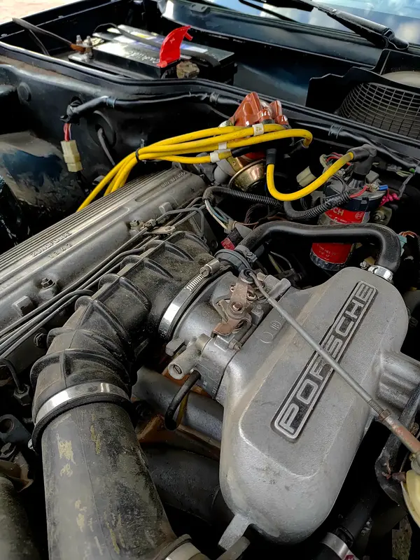 Porsche 924 Foto #11