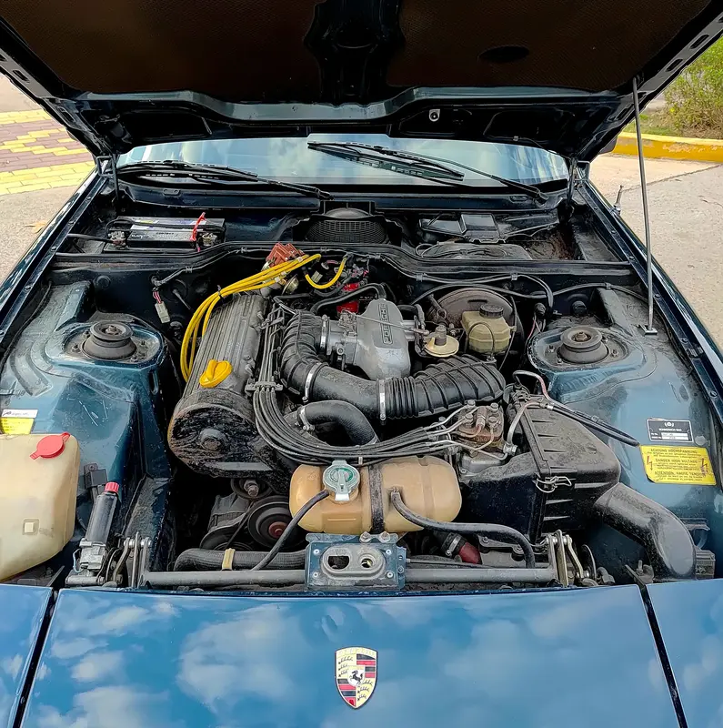 Porsche 924 Foto #10