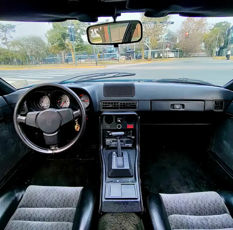 Porsche 924 Foto #5
