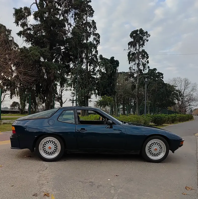 Porsche 924 Foto #8