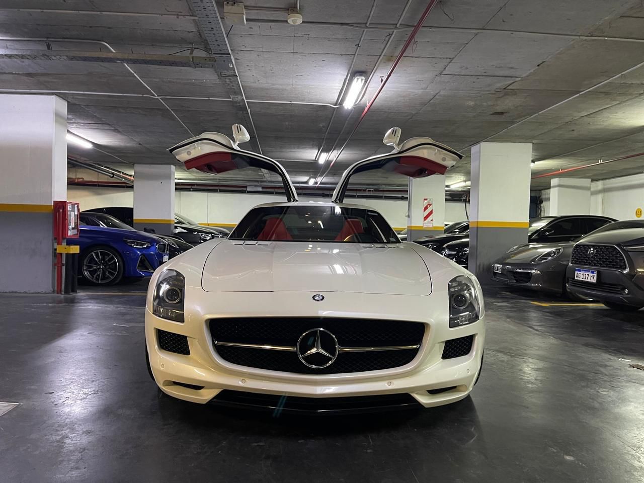 Mercedes Benz SLS Foto #0