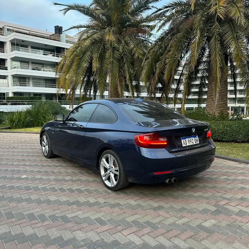 BMW Serie 2 Foto #5