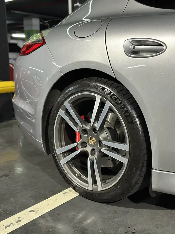Porsche Panamera Foto #7