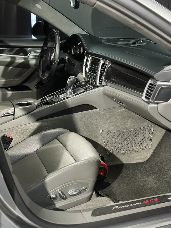 Porsche Panamera Foto #22