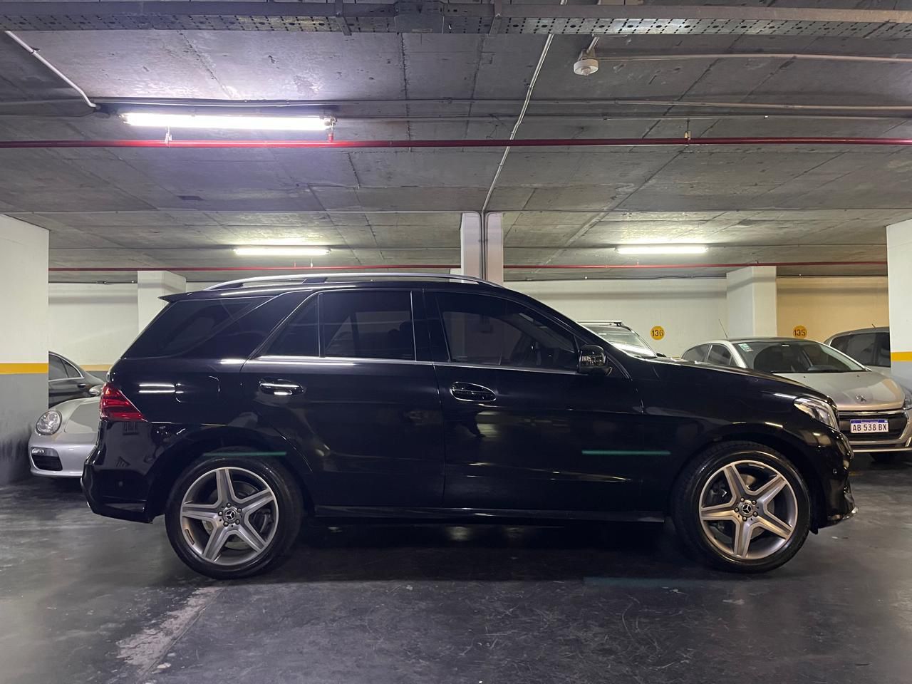 Mercedes Benz GLE Foto #4
