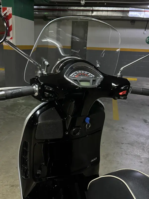 Mira esta publicación de Vespa 300 I Super GTS