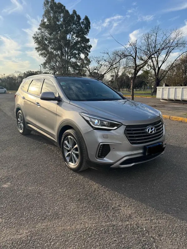 Mirá esta publicación de Hyundai Grand Santa Fe