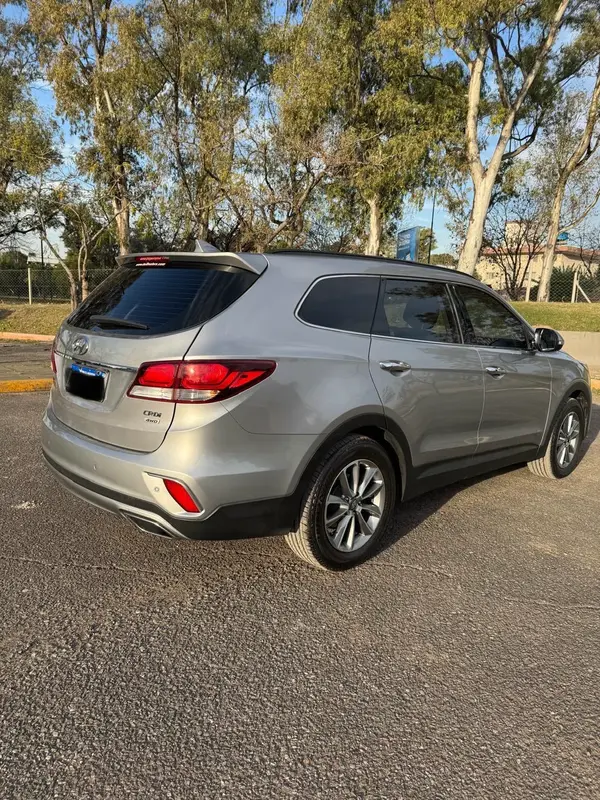 Mirá esta publicación de Hyundai Grand Santa Fe
