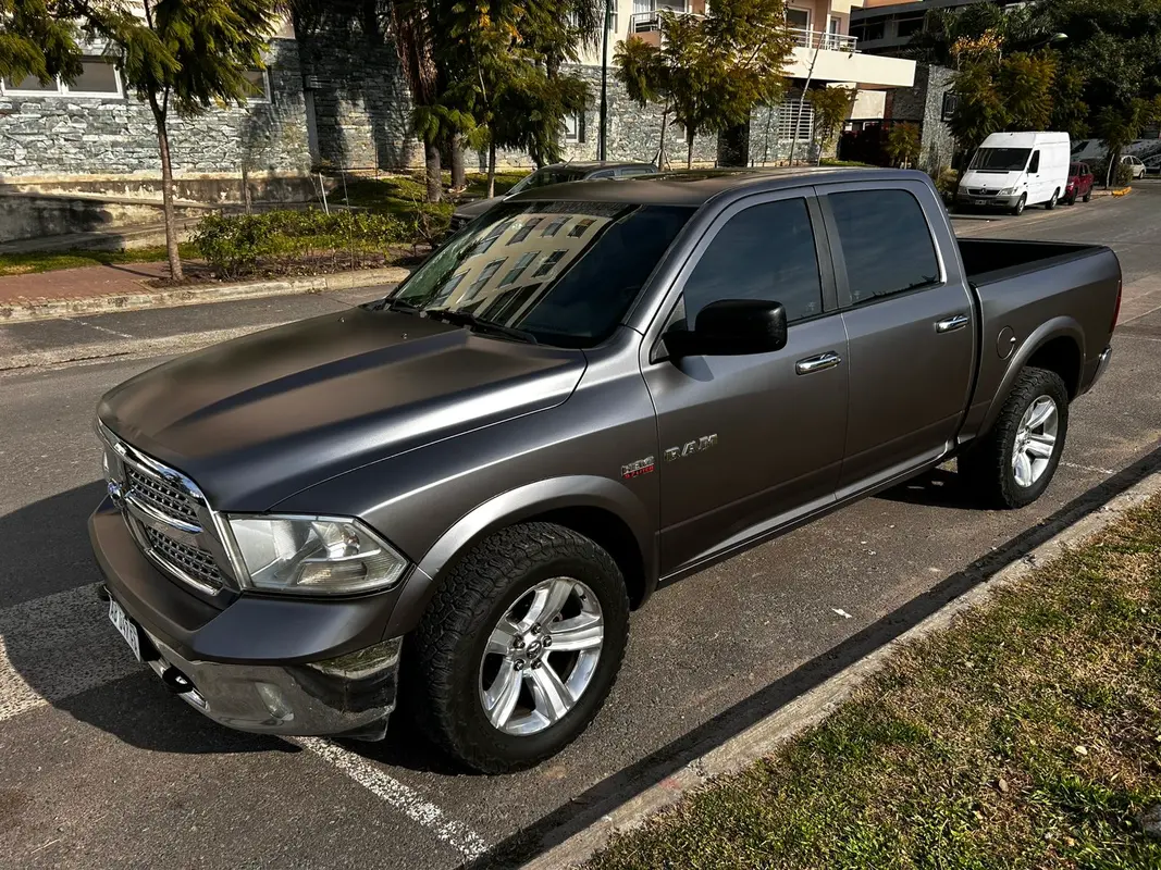 RAM 1500 Foto #6