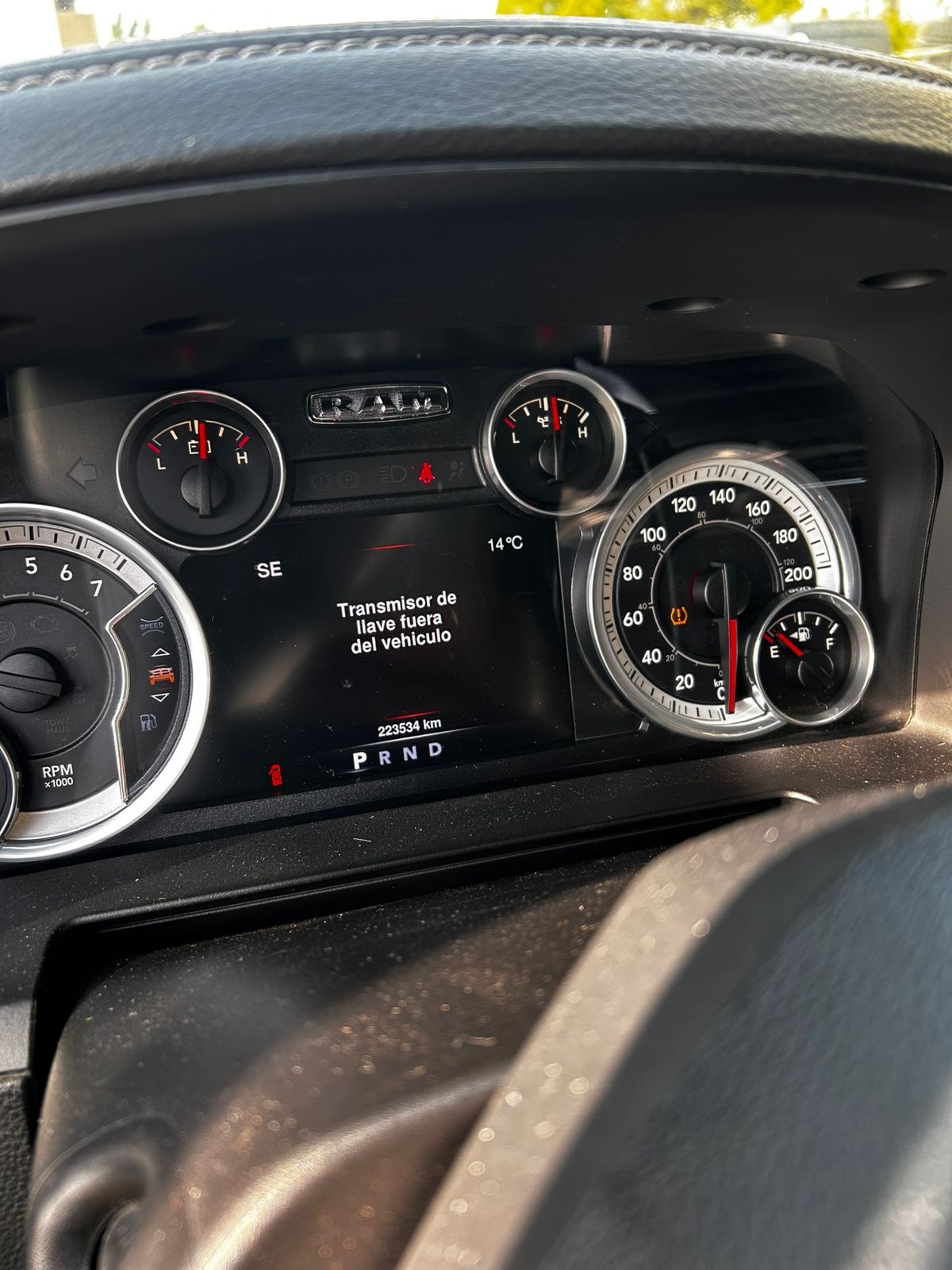RAM 1500 Foto #14