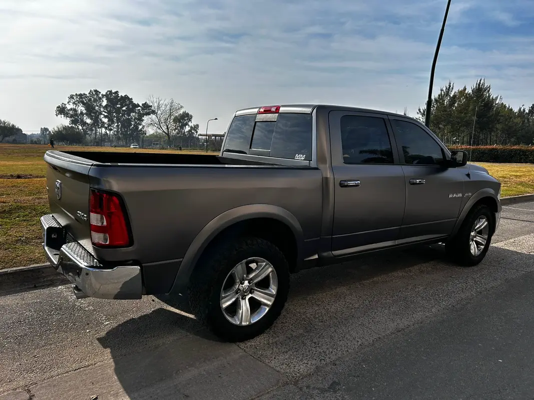 RAM 1500 Foto #15