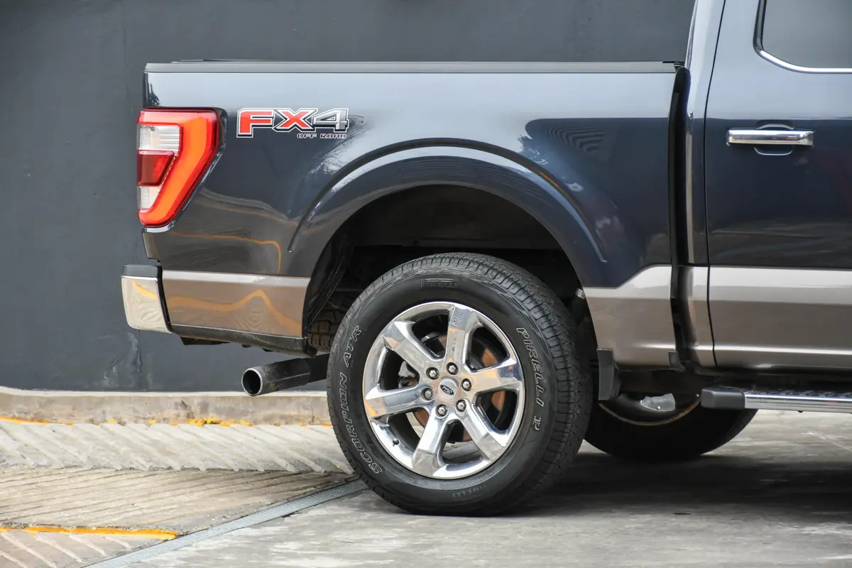 Ford F 150 Foto #7