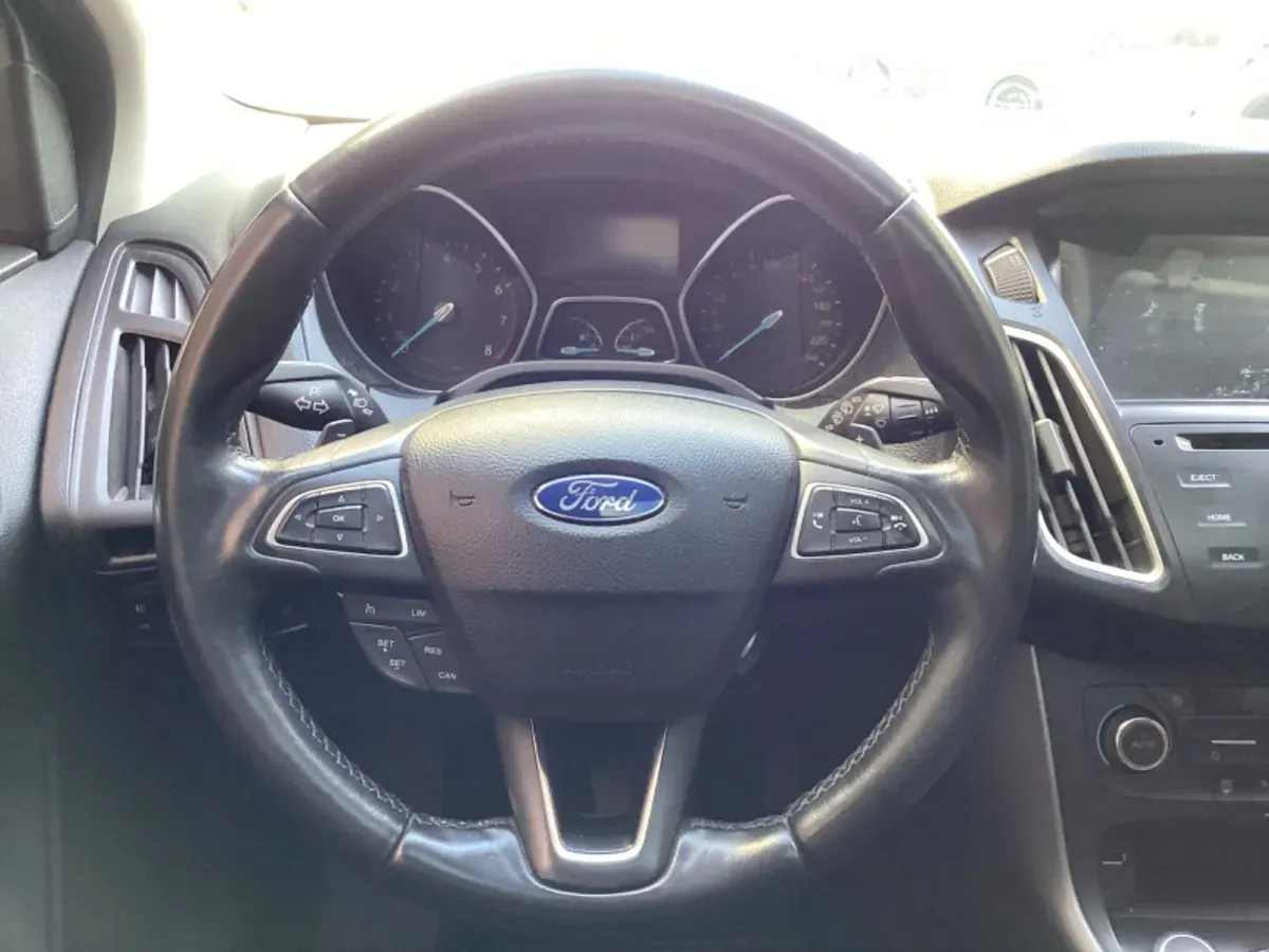 Ford Focus Foto #16