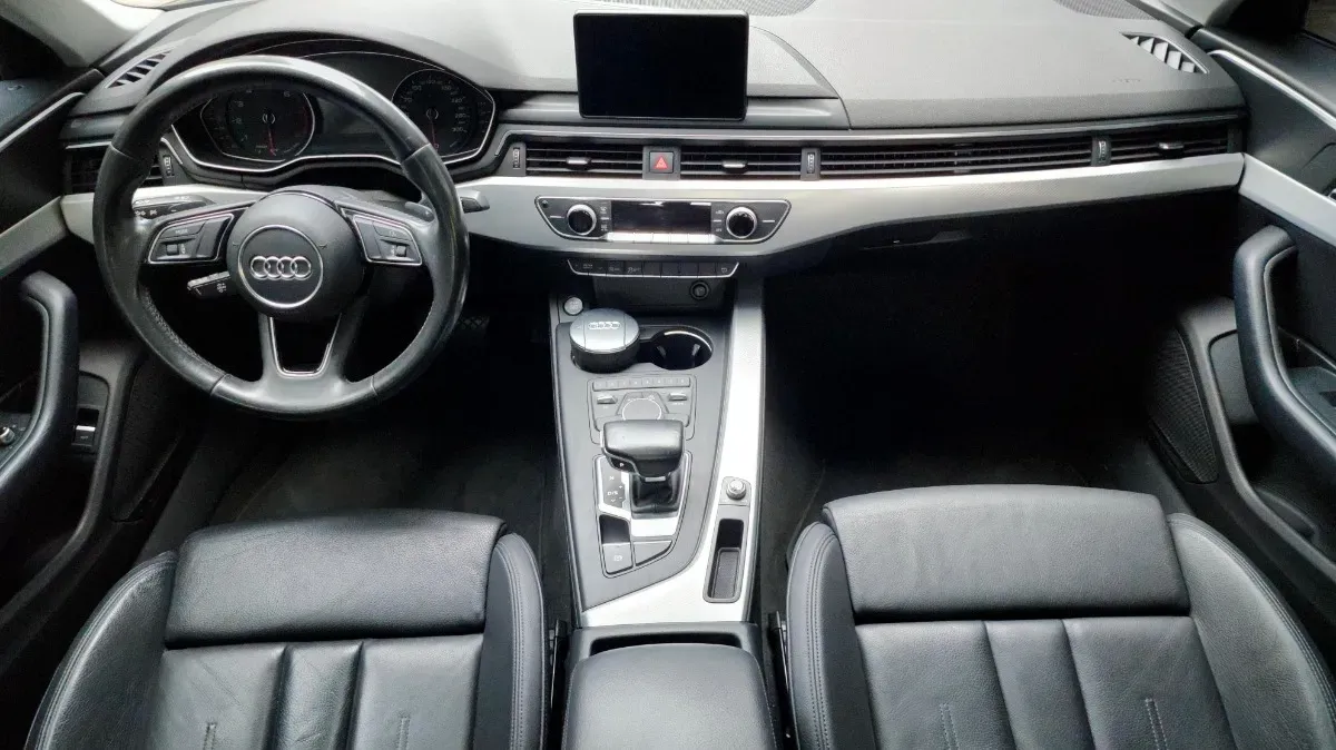 Audi A4 Foto #9