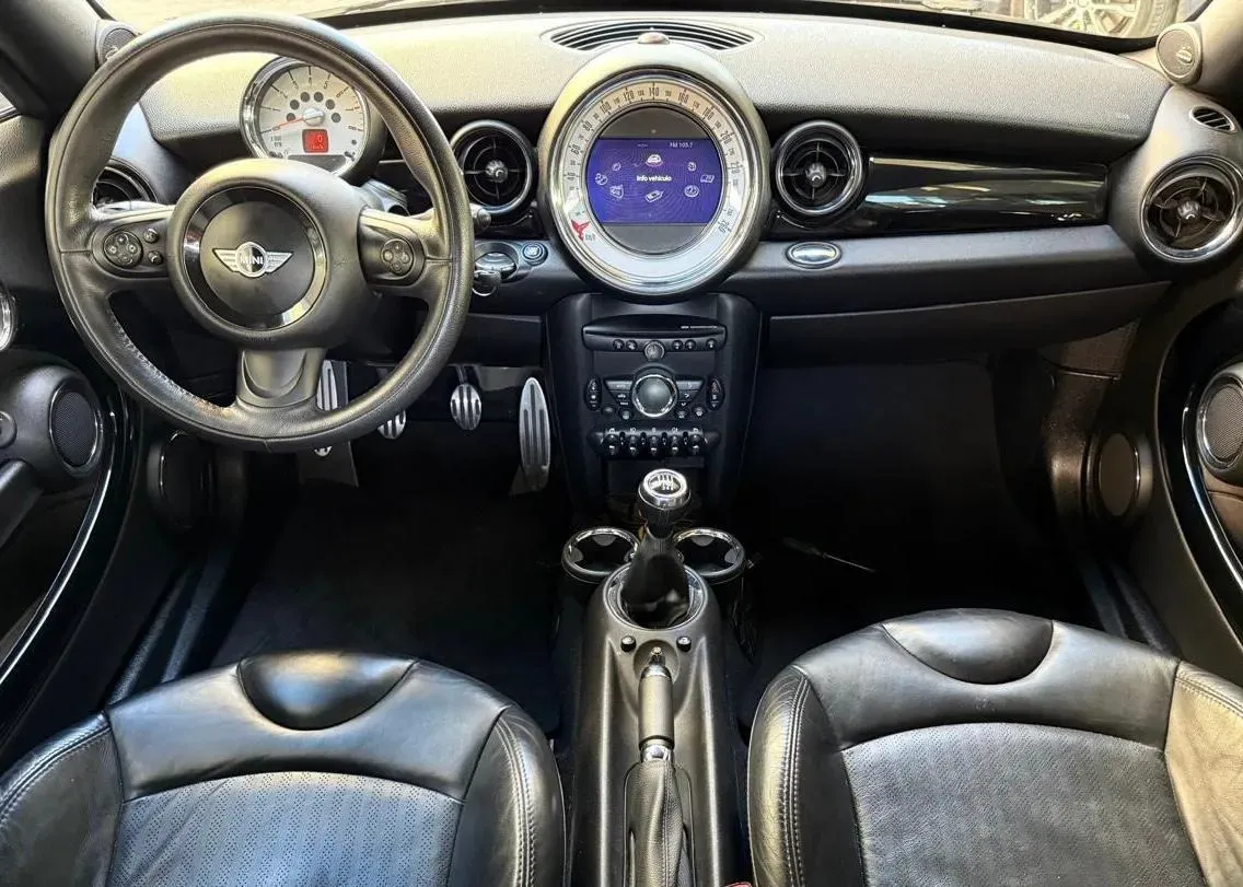 Mirá esta publicación de Mini Cooper Coupe