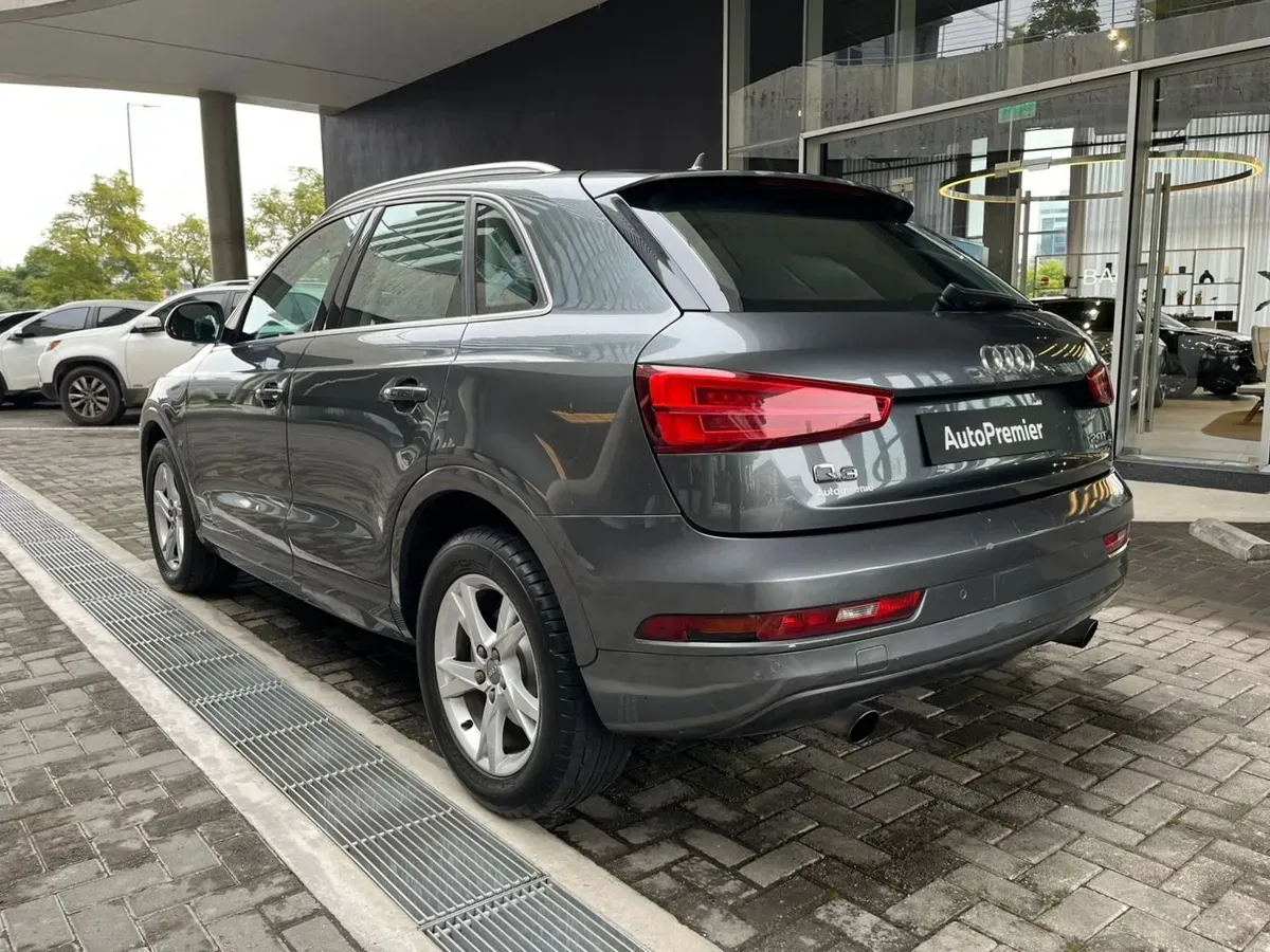 Audi Q3 Foto #6