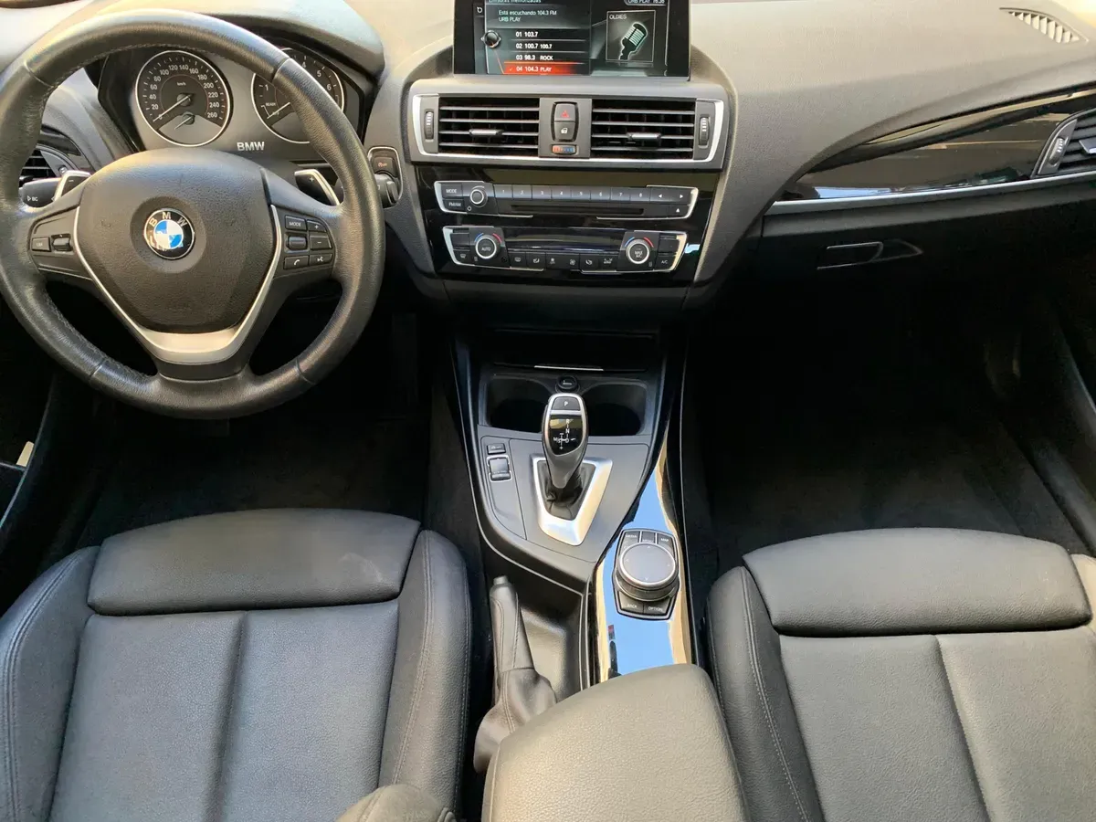 BMW Serie 2 Foto #14