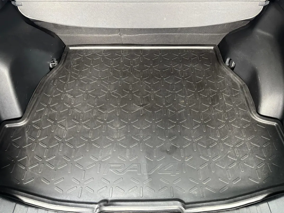 Toyota RAV4 Foto #14