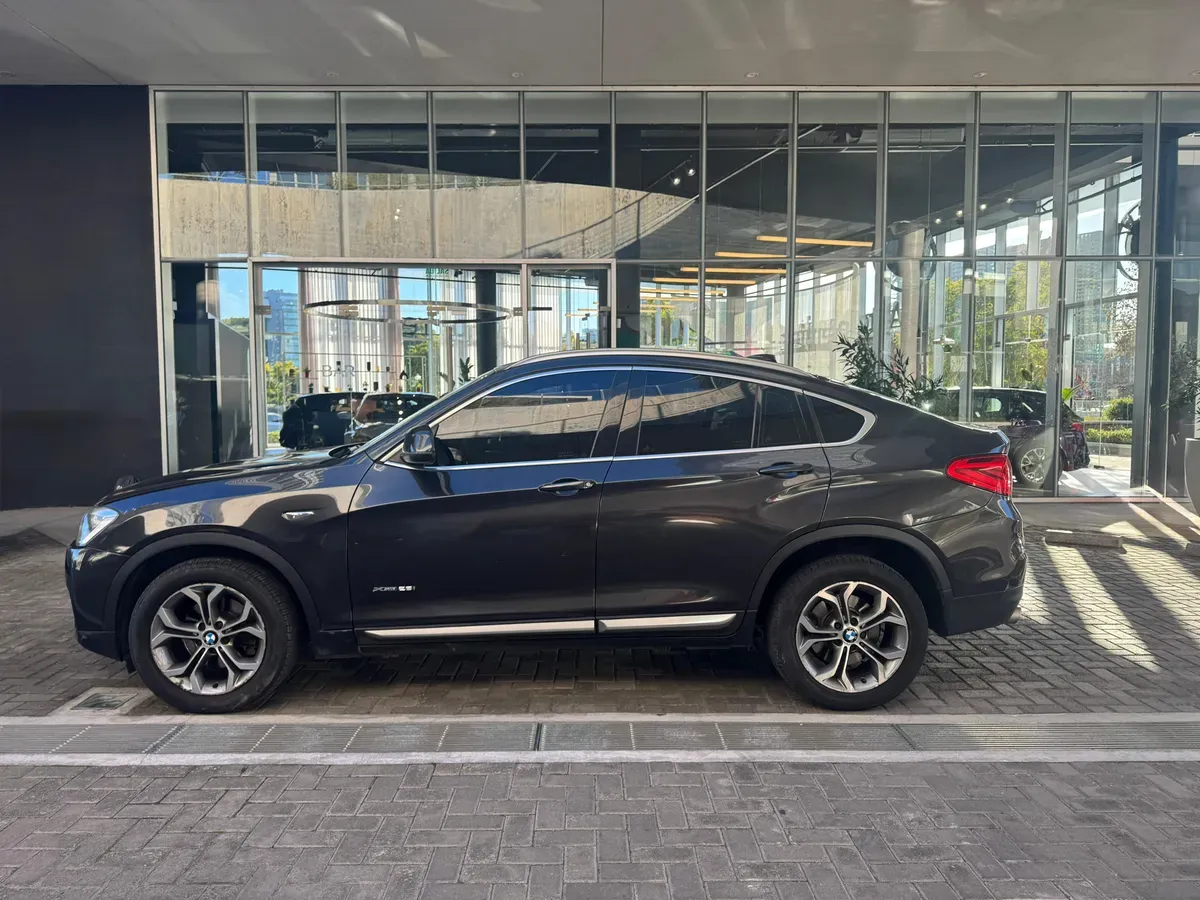 BMW X4 Foto #8