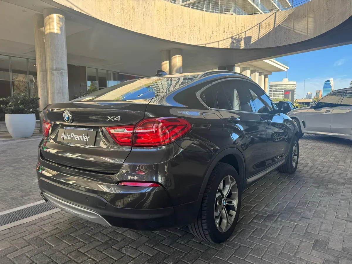 BMW X4 Foto #4